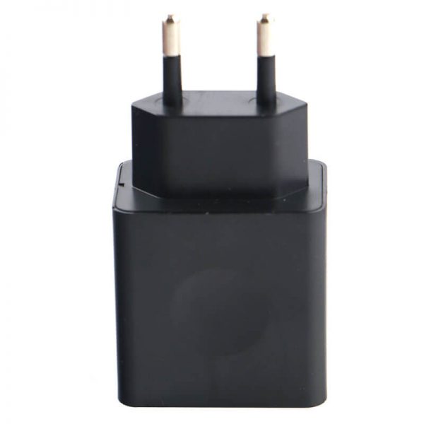 شارژر فست لنوو مدل P68AS QC3.0 24W - 3
